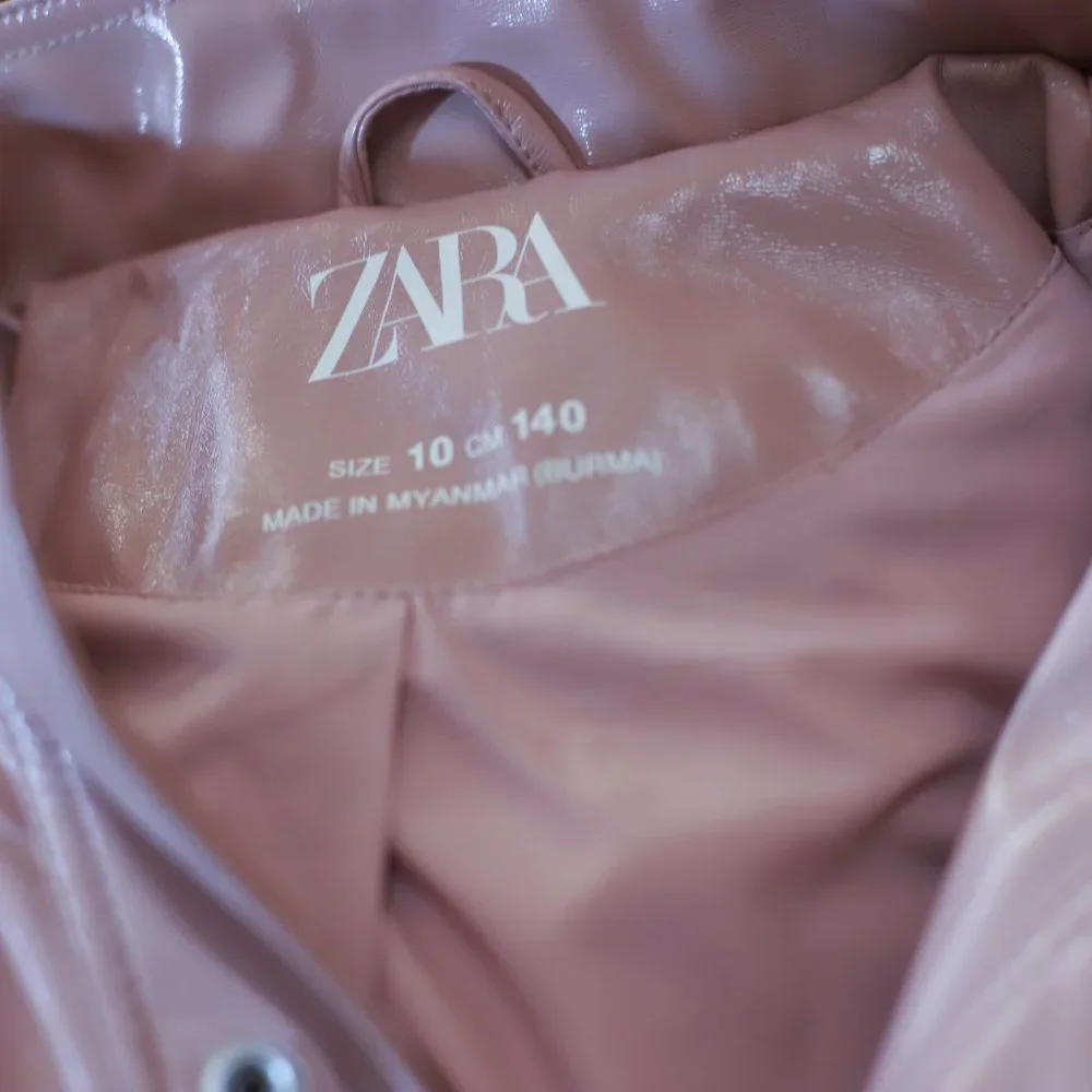 ZARA Girls Hooded Rubberized Pink Spring Raincoat Size 10 NWOT